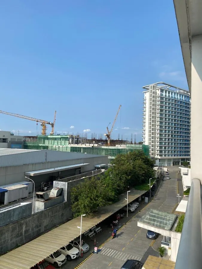 Azure One Suite 1Bedroom Manila 0*,  Philippines